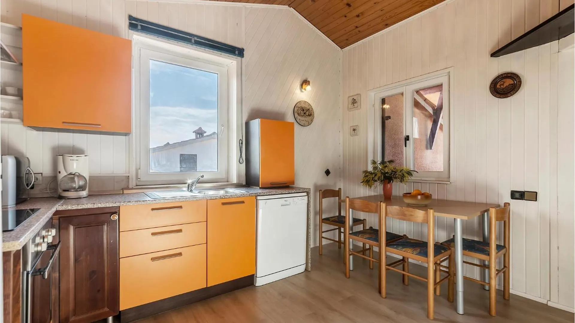 Pet Friendly Apartment In Fazana With Wifi 0*,